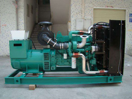维西1100kw康明斯柴油发电机组图片 维西1100kw康明斯柴油发电机组图片
